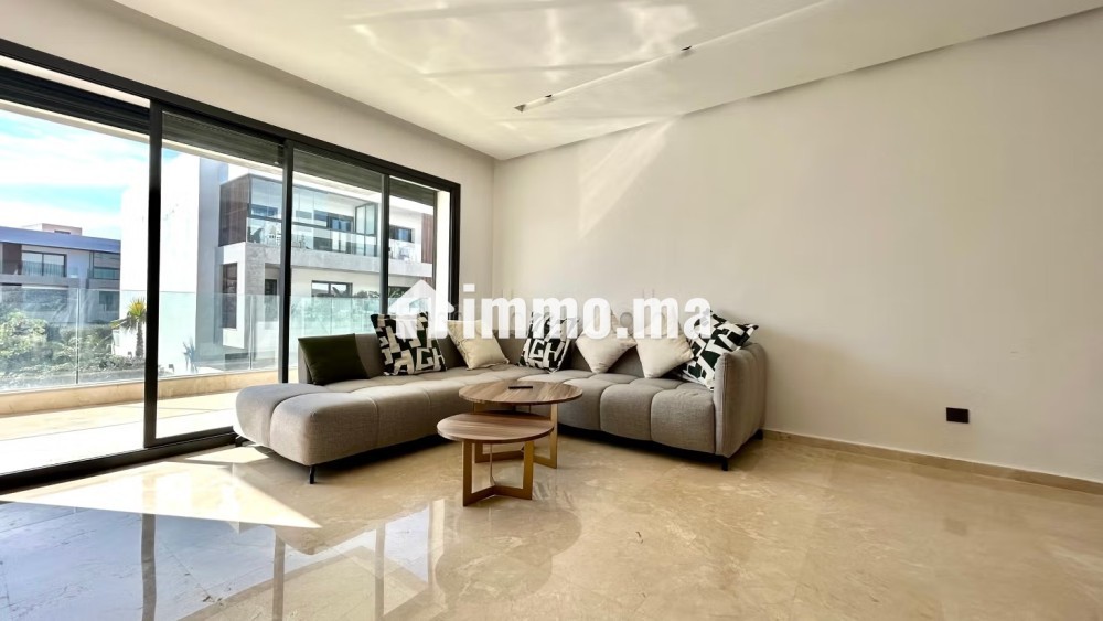 Location d'un appartement à Ain Diab Extension. Surface totale 127 m². TV - Location Immobilier - Casablanca - photo 2
