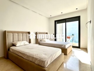 Location d'un appartement à Ain Diab Extension. Surface totale 127 m². TV - Appartement à louer - Casablanca
