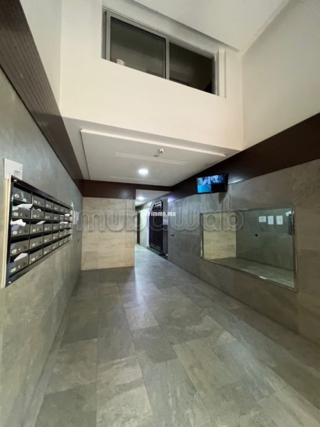 Appartement vide a louer avec terass Iberia Tanger - Location Immobilier - Tanger - photo 6