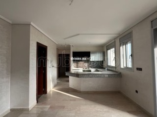 Appartement vide a louer avec terass Iberia Tanger - Appartement à louer - Tanger