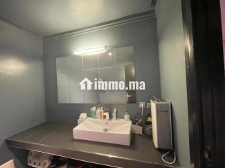 Superbe appartement à vendre à Maârif Extension. 3 pièces. Service de concierge, cheminée - Appartement à vendre - Casablanca