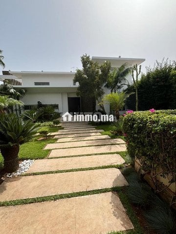 Superbe villa avec piscine à louer à Souissi - Location Immobilier - Rabat - photo 2