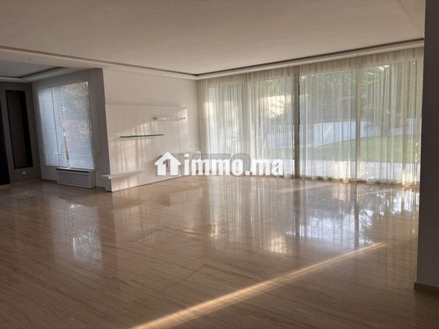 Superbe villa avec piscine à louer à Souissi - Location Immobilier - Rabat - photo 6
