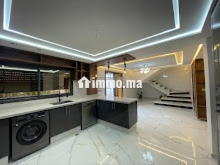 Propriété 270m à Vendre - Villa à vendre - Kenitra