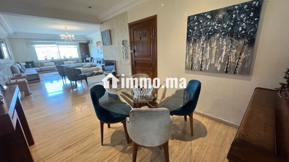 Appartement en vente à Maârif Extension. Surface de 177 m². Ascenseur et terrasse - Vente Immobilier - Casablanca - photo 3