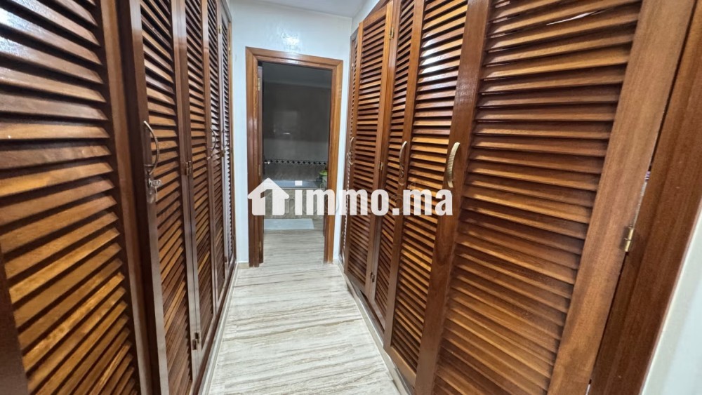 Appartement en vente à Maârif Extension. Surface de 177 m². Ascenseur et terrasse - Vente Immobilier - Casablanca - photo 7