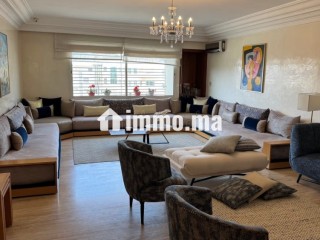 Appartement en vente à Maârif Extension. Surface de 177 m². Ascenseur et terrasse - Appartement à vendre - Casablanca