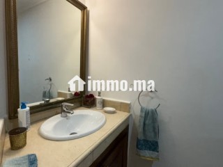 Appartement en vente à Maârif Extension. Surface de 177 m². Ascenseur et terrasse - Appartement à vendre - Casablanca