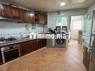 Appartement en vente à Maârif Extension. Surface de 177 m². Ascenseur et terrasse - Appartement à vendre - Casablanca