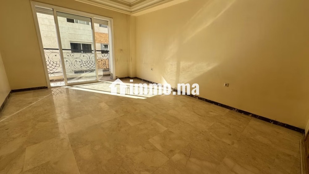 Vente d'un bel appartement à Palmier. 4 chambres agréables. Avec ascenseur et terrasse - Vente Immobilier - Casablanca - photo 6