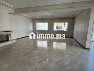 Vente d'un bel appartement à Palmier. 4 chambres agréables. Avec ascenseur et terrasse - Appartement à vendre - Casablanca