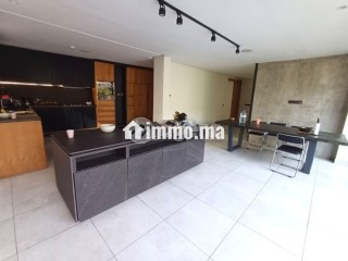 Somptueuse villa à vendre à Polo. 4 grandes pièces. Jardin - Villa à vendre - Casablanca