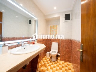 Grand 3 Chambres a Casablanca 2 Mars Hopitaux - Appartement à vendre - Casablanca
