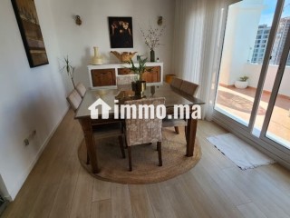 Penthouse Luxueux avec Vue Imprenable sur la Mer - Appartement à vendre - Tanger
