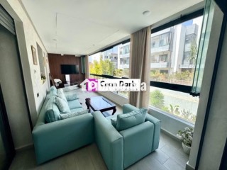 À Dar Bouaaza, Superbe appartement à vendre. Surface de 203 m², 3 Chambres. Belle terrasse, piscine et jardin - Appartement à vendre - Dar Bouazza