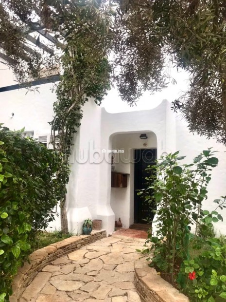 Villa 4 chambres meublée les meubles peuvent être changés à 2 pas de la mer - Location Immobilier - Dar Bouazza - photo 2