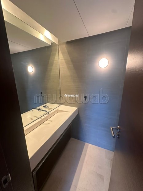 Canon: vue mer 3 chambres appart vide - Location Immobilier - Casablanca - photo 4