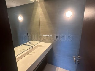 Canon: vue mer 3 chambres appart vide - Appartement à louer - Casablanca