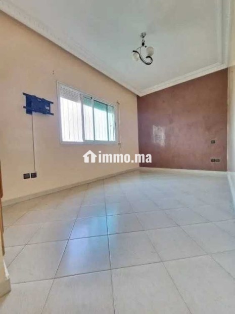 2 chambres salon vide bourgogne - Location Immobilier - Casablanca - photo 2