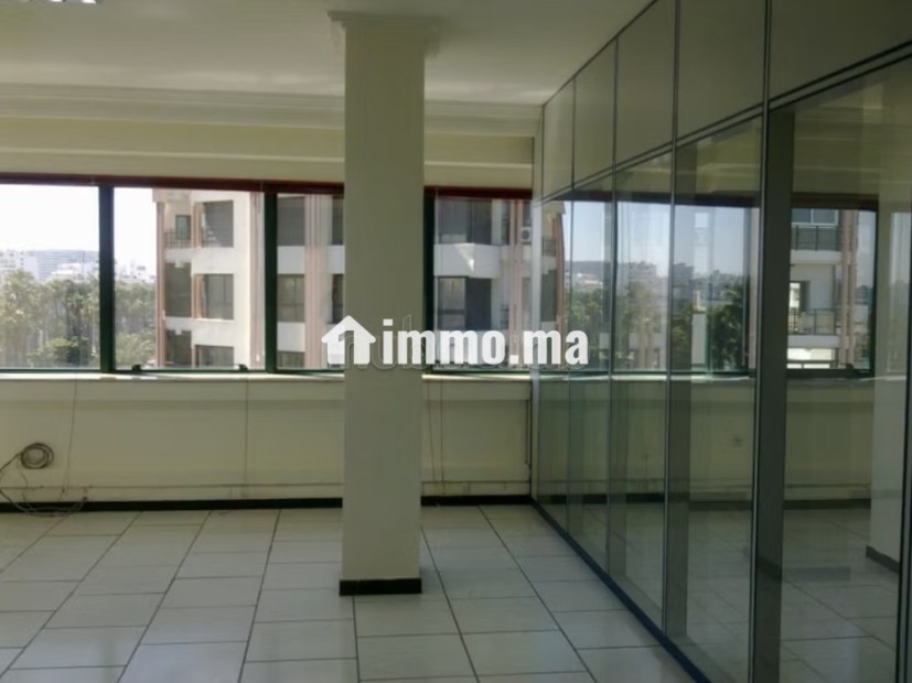 Plateau de bureau à louer sur Bd D'ANFA - Location Immobilier - Casablanca - photo 4