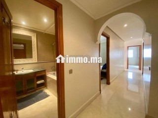 À Racine, appartement meublé avec 4 chambres - Appartement à louer - Casablanca