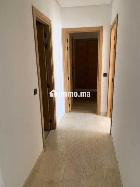 Particulier loue appart neuf - residence ALMAZ - Location Immobilier - Casablanca - photo 4