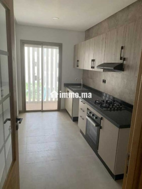 Particulier loue appart neuf - residence ALMAZ - Location Immobilier - Casablanca - photo 6