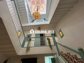 Marrakech – Riad 3 chambres dans résidence verdoyante sécurisée proche Médina - Villa à vendre - Autre