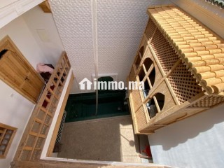 Vente riad titré avec 4 chambres à bab taghzoute - Villa à vendre - Marrakech