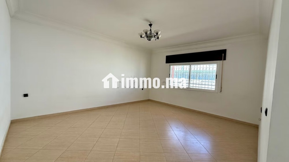 Grand appartement familial avec terrasse et garage au cœur de Tétouan - Vente Immobilier - Tetouan - photo 3
