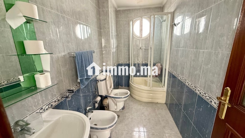 Grand appartement familial avec terrasse et garage au cœur de Tétouan - Vente Immobilier - Tetouan - photo 4