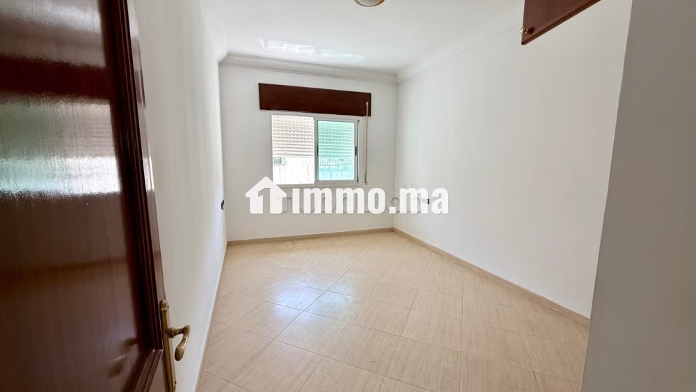 Grand appartement familial avec terrasse et garage au cœur de Tétouan - Vente Immobilier - Tetouan - photo 6