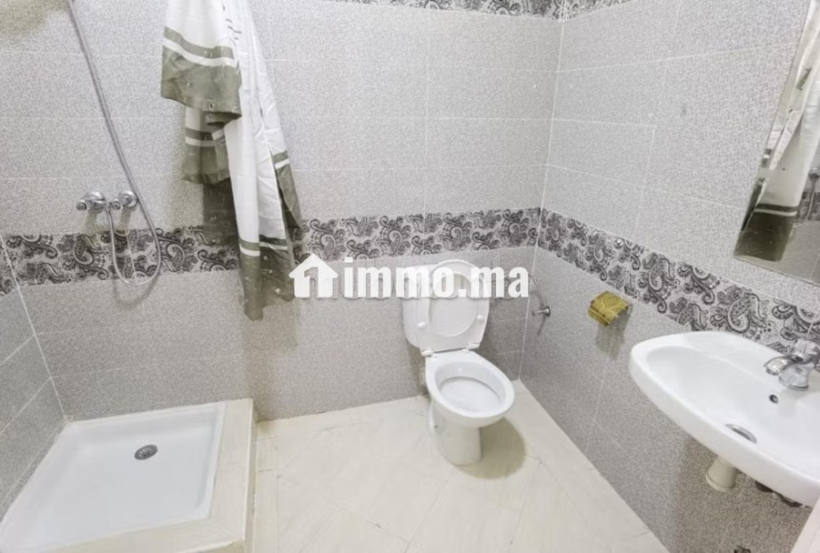 Très bel appartement en location à Mhamid. 2 pièces confortables. Fenêtres double vitrage et chauffage central - Location Immobilier - Marrakech - photo 2