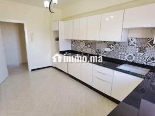 Très bel appartement en location à Mhamid. 2 pièces confortables. Fenêtres double vitrage et chauffage central - Appartement à louer - Marrakech