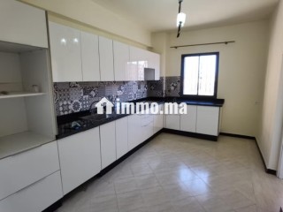 Très bel appartement en location à Mhamid. 2 pièces confortables. Fenêtres double vitrage et chauffage central - Appartement à louer - Marrakech