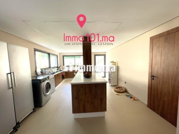 location-villa-vide-a-sid-el-abed-big-14