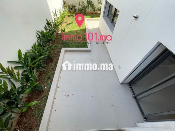 location-villa-vide-a-sid-el-abed-big-15