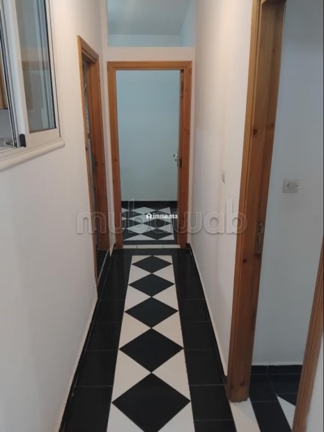 Appartement en location à Roches Noires. 1 Pièce. Porte blindée et résidence sécurisée - Location Immobilier - Casablanca - photo 7