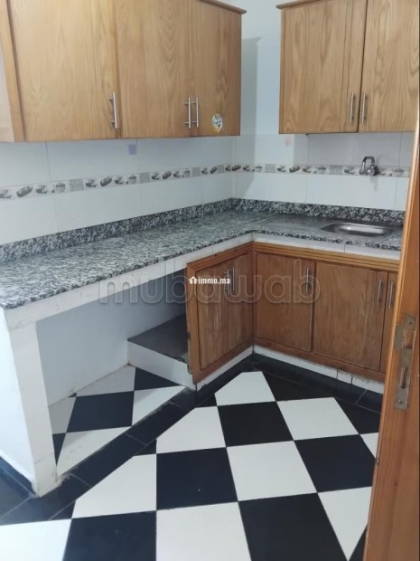 Appartement en location à Roches Noires. 1 Pièce. Porte blindée et résidence sécurisée - Location Immobilier - Casablanca - photo 8