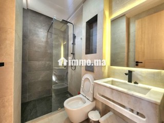 Superbe appartement à louer à Oasis.
Superficie 60 m².
Meublé - Appartement à louer - Casablanca