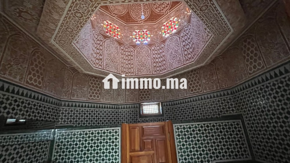 Maison de luxe à louer à Souissi. Superficie 2500 m². Belle terrasse et jardin - Location Immobilier - Rabat - photo 6