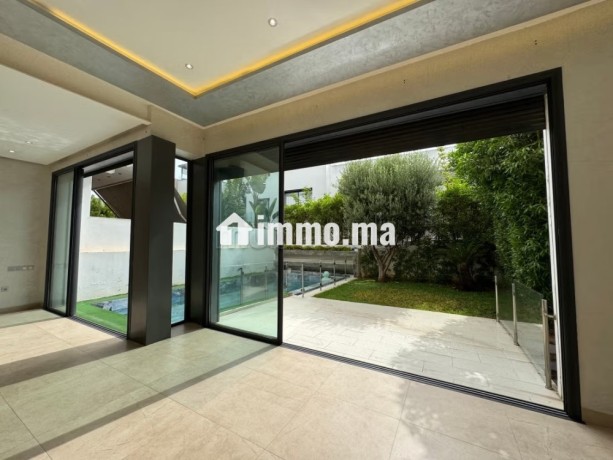 ain-diab-tres-jolie-villa-vide-a-la-location-big-11