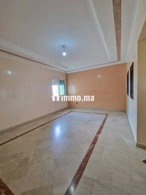 2 chambres salon vide bourgogne - Location Immobilier - Casablanca - photo 1
