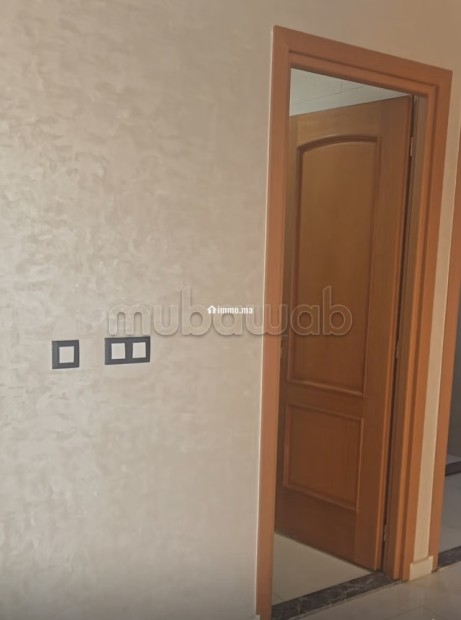 Appartement en vente à Zone industrielle. 2 chambres agréables. Meublé - Vente Immobilier - Autre - photo 8