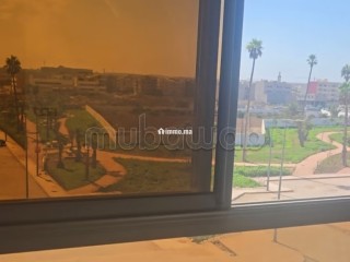 Appartement en vente à Zone industrielle. 2 chambres agréables. Meublé - Appartement à vendre - Autre