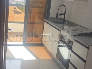 Appartement en vente à Zone industrielle. 2 chambres agréables. Meublé - Appartement à vendre - Autre