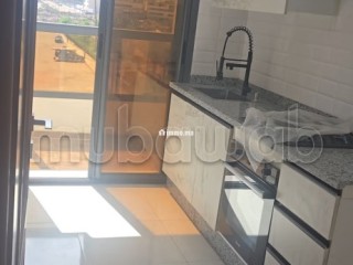 Appartement en vente à Zone industrielle. 2 chambres agréables. Meublé - Appartement à vendre - Autre