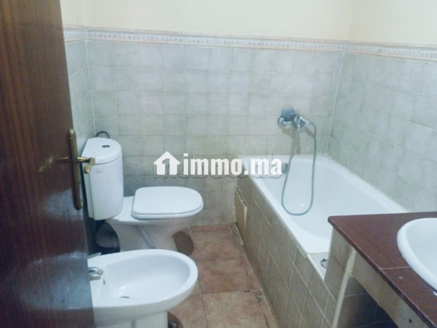 appartement-en-location-a-cote-de-victor-hugo-big-6