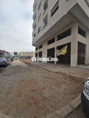 Local commercial 131m² Hay Falah - Vente Immobilier - Mohammedia - photo 1