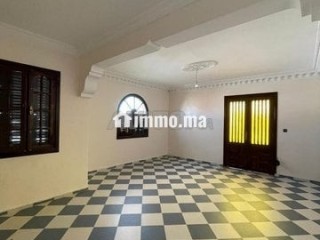 Belle villa ensoleillée de 100 m² au 1er étage - Villa à louer - El Jadida